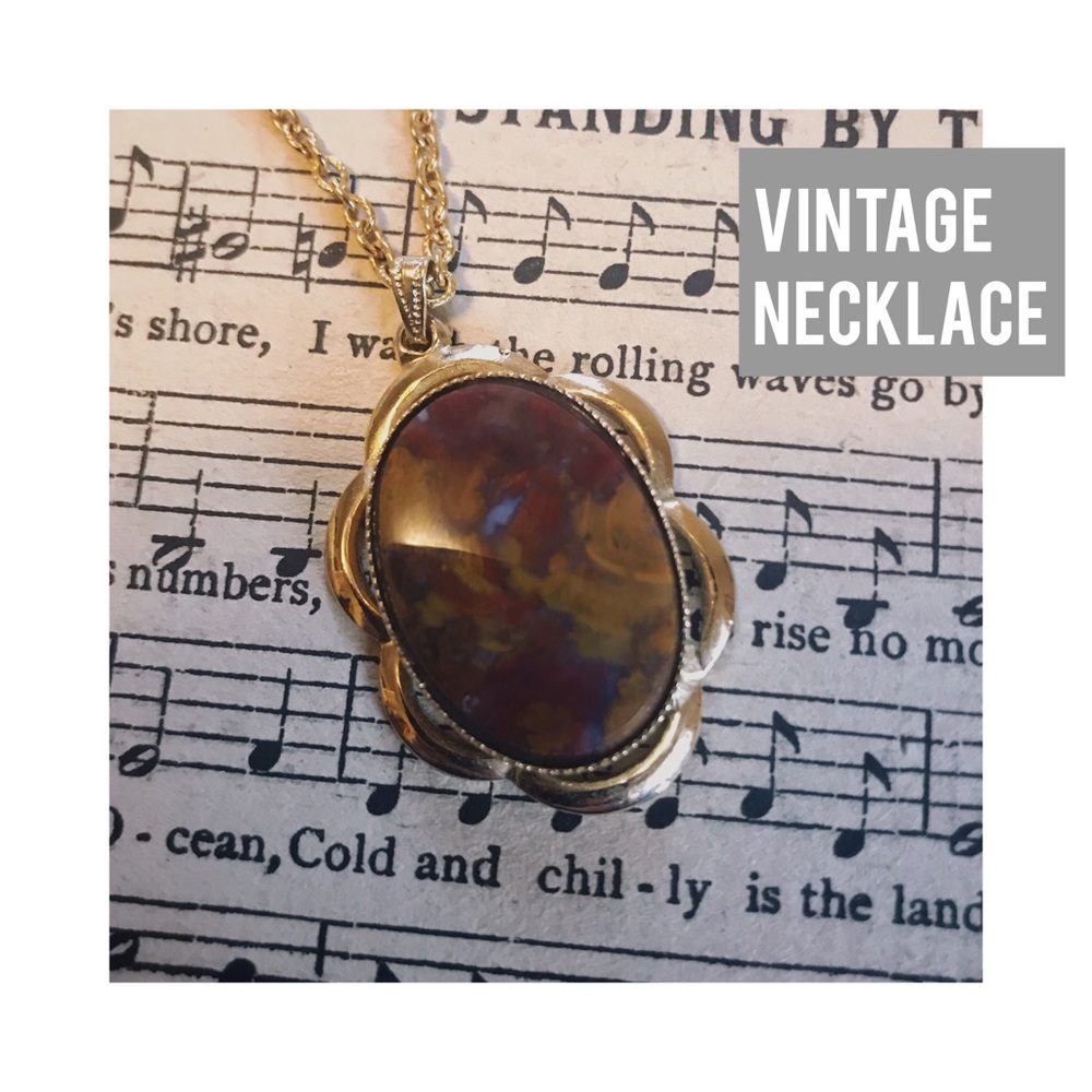 Vintage Pendant Necklace ✨